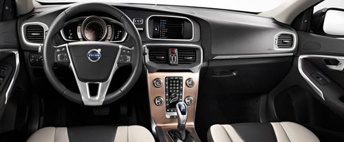 Dashboard View of V40 Cross country