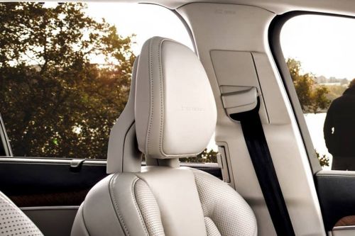 XC90 Front Seat Headrest