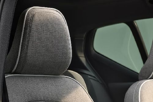 XC40 Recharge Front Seat Headrest