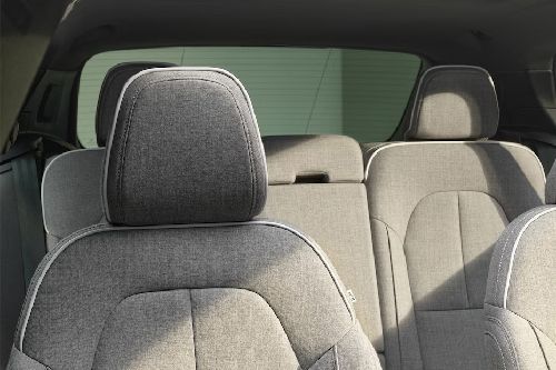 Volvo XC40 Recharge Rear Seats