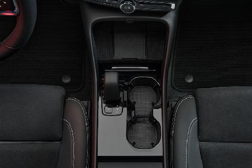 C40 Recharge Cup Holders