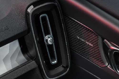 C40 Recharge Front Side Ac Vents