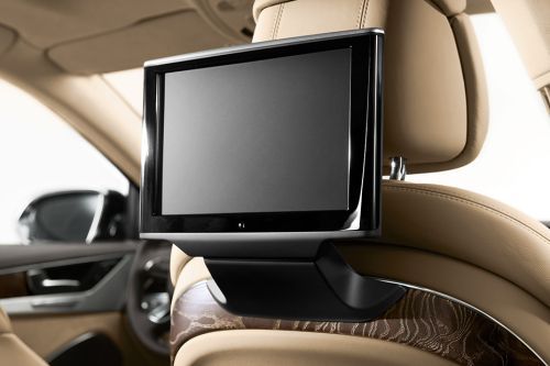 Rear Seat Entertainment of Audi A8 L