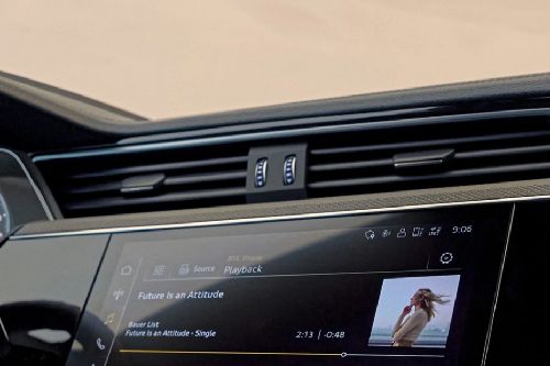 Front AC Controls of Audi Q8 E-tron
