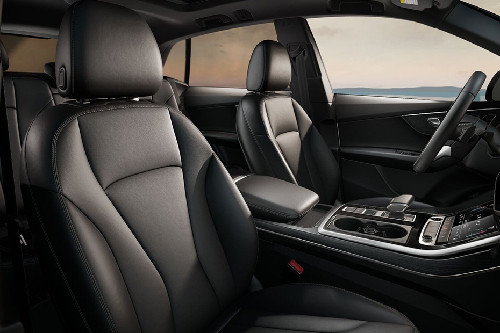 Q8 Front Seats