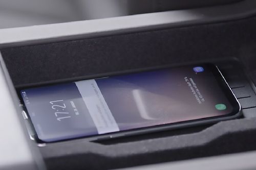 Power Accessories Outlet View of Audi A6 Sedan