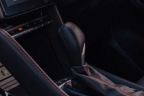 MG ZS 2024 Gear Shifter