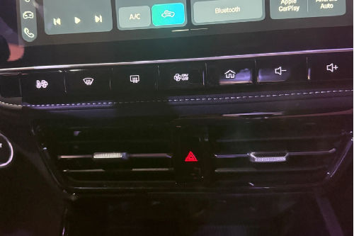 5 Prestige Rear AC Controls