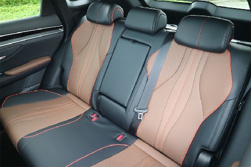 BYD Sealion 6 DM-i Rear Seats