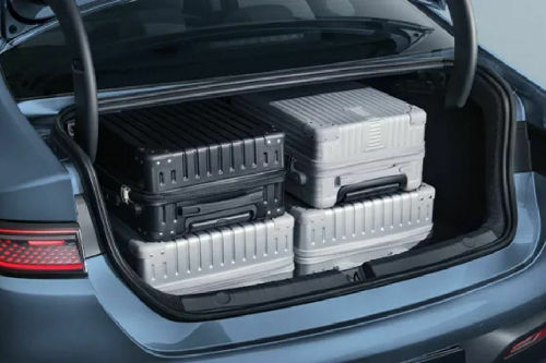 Seal 5 DM-i Trunk Open