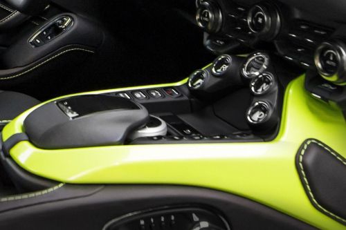 Aston Martin Vantage Gear Shifter