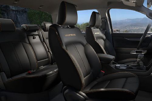 Ford Ranger Front And Rear Seats Together