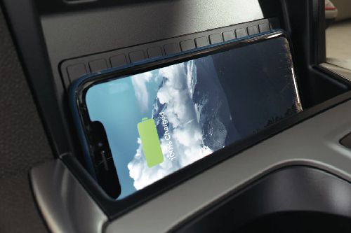 Rear Seat Entertainment of Ford Explorer