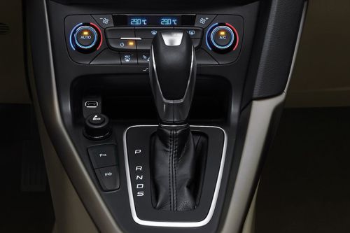 Ford Focus Hatchback (2005-2019) Gear Shifter