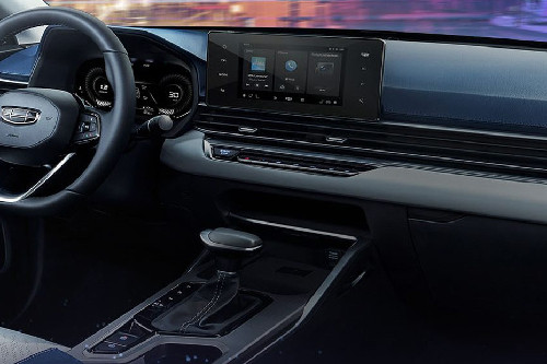 Emgrand Center Console