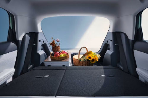 Folding Seats of Geely EX2