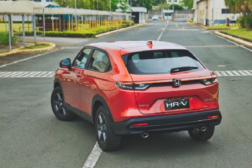 Honda HR-V rear angle view