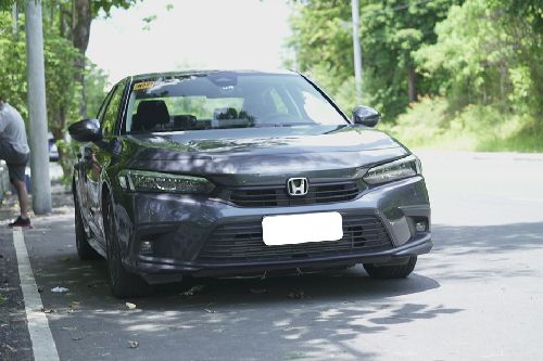 Honda Civic front medium view