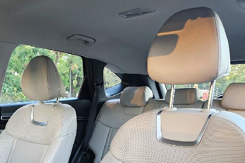 Hyundai Tucson front seat headrest