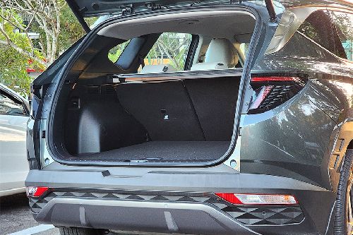 Hyundai Tucson trunk open