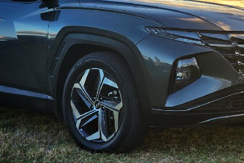 Hyundai Tucson wheel