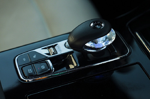 GAC M8 gear shifter