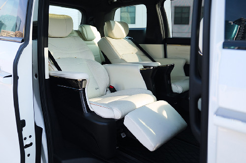 GAC M8 rear seats