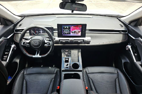 GAC Emkoo Hybrid dashboard view