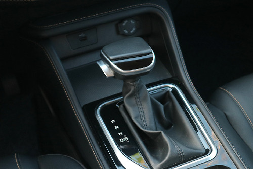 JAC JS4 gear shifter