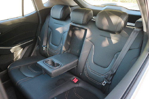 JAC JS4 rear seats