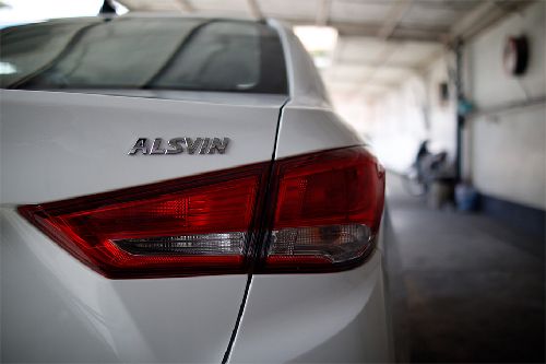 Changan Alsvin tail light