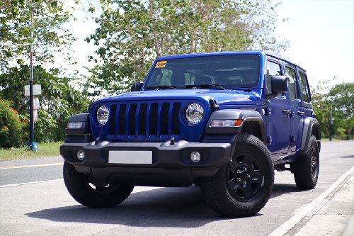 Jeep Wrangler tilted front view