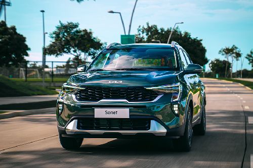 Kia Sonet front side view