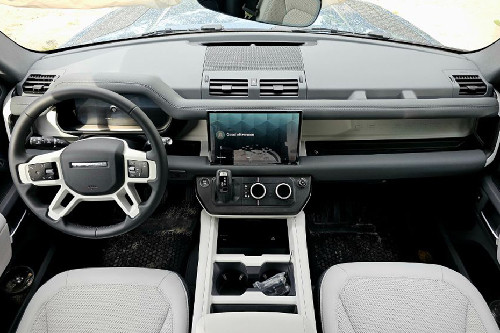 Land Rover Defender 110 dashboard view