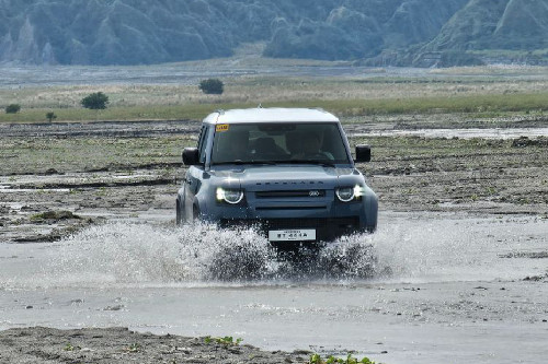Land Rover Defender 110 full front view