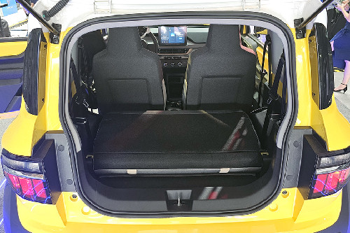 VinFast VF 3 trunk open