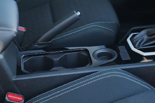 Mitsubishi Triton center consle