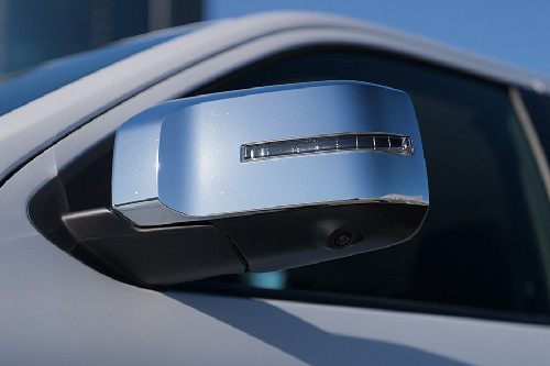 Mitsubishi Triton drivers side mirror front angle