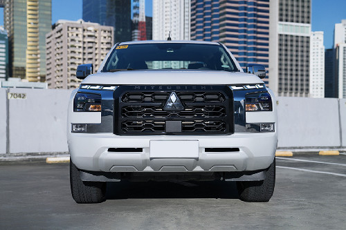 Full Front View Mitsubishi Triton full front view