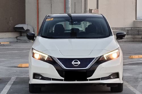 Nissan Leaf full front view