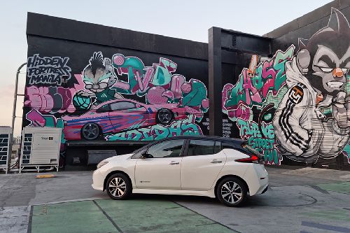 Nissan Leaf rear cross side view