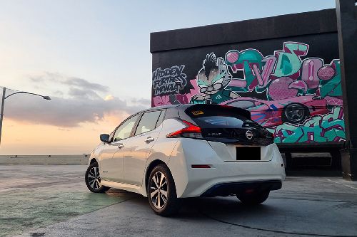 Nissan Leaf rear medium view
