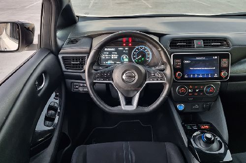 Nissan Leaf steering wheel