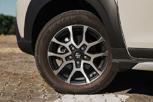 Suzuki XL7 Hybrid wheel