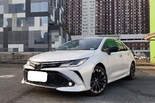 Front Angle Low View Toyota Corolla Altis front angle low view