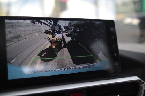 Toyota Raize Parking Camera Display