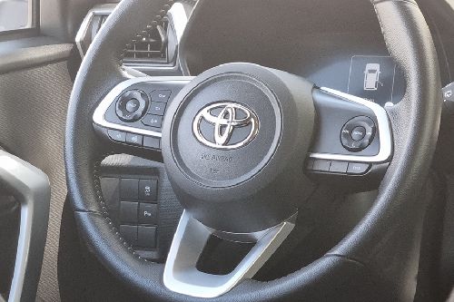 Toyota Raize steering wheel