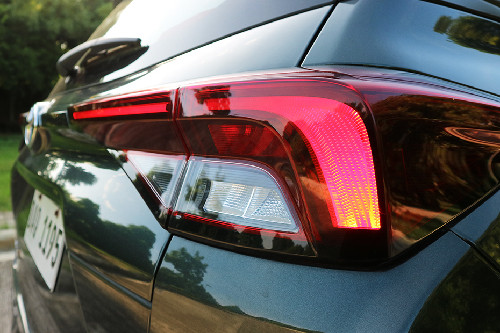 Toyota Avanza tail light