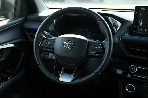Toyota Yaris Cross steering wheel