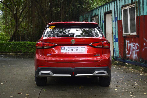 MG ZS rear angle view